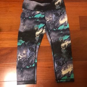 Lululemon crop pants